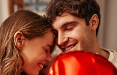 35 Amazing & Interesting Facts About Love to Surprise You