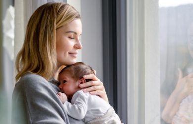 9 New Motherhood Challenges and How to Overcome Them